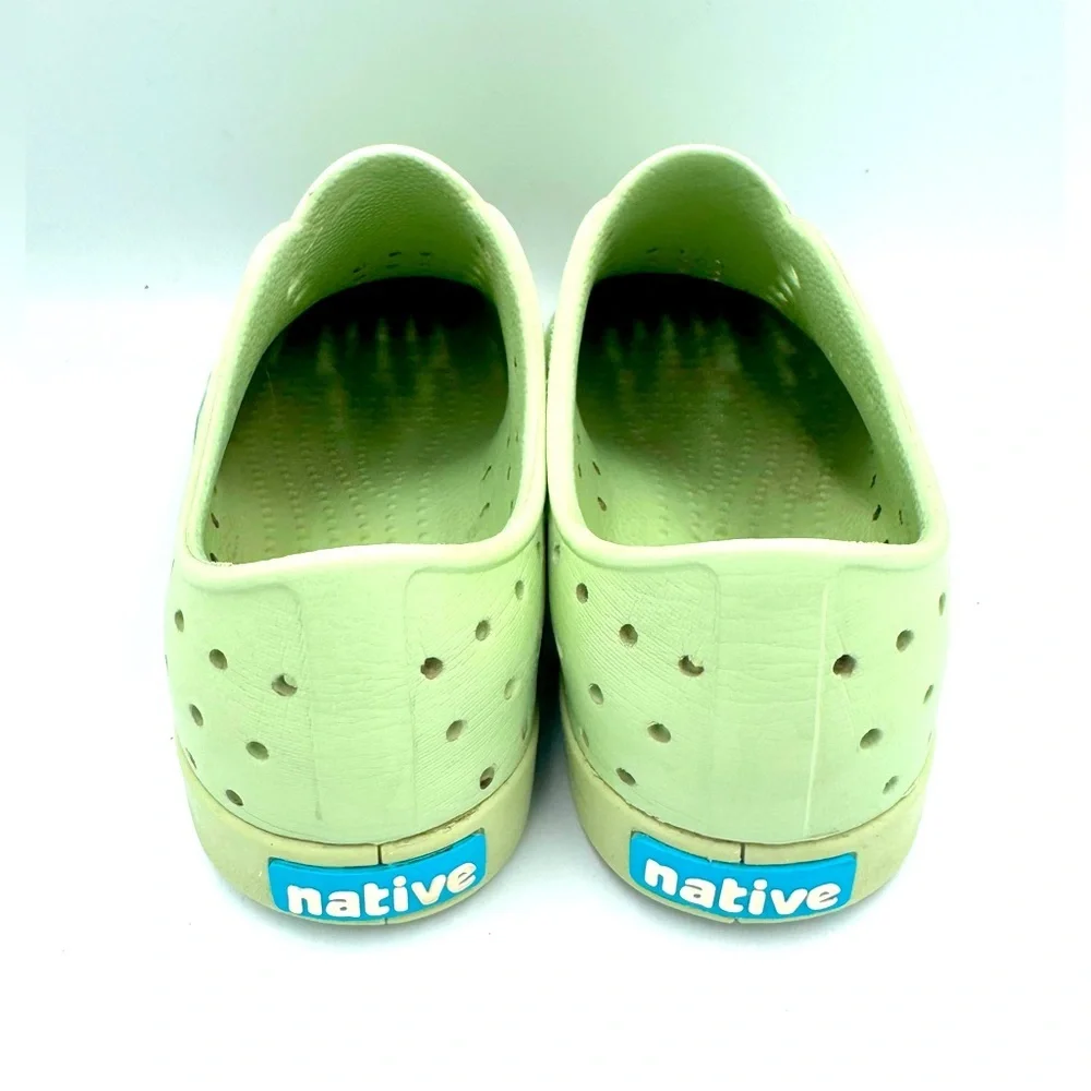 Native Sz J2 Kids Shoes in Light and Dark Green